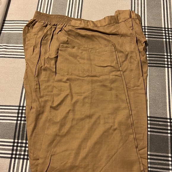 Salwar Kameez - Picture 4 of 5